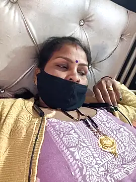 Snapshot of Love-pari077 chatting on December 15, 2025, 5:34 am Love-pari077 online show from December 15, 2025, 5:34 am