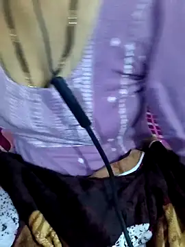 Snapshot of Love-pari077 chatting on December 19, 2025, 2:57 pm Love-pari077 online show from December 19, 2025, 2:57 pm