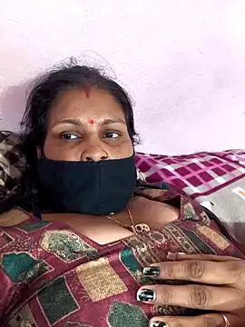 Snapshot of Love-pari077 chatting on February 12, 2026, 2:34 pm Love-pari077 online show from February 12, 2026, 2:34 pm