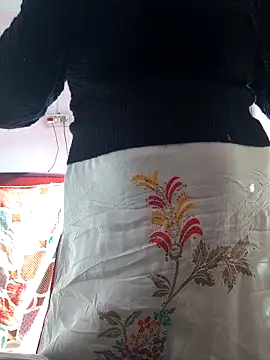 Snapshot of Love-pari077 chatting on February 17, 2026, 3:47 am Love-pari077 online show from February 17, 2026, 3:47 am