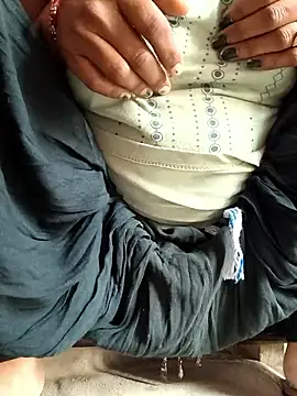 Snapshot of Love-pari077 chatting on February 25, 2026, 1:59 am Love-pari077 online show from February 25, 2026, 1:59 am