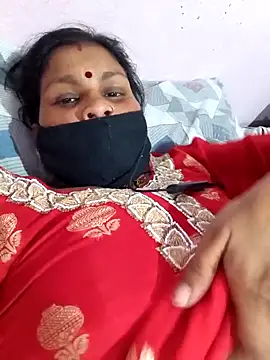 Snapshot of Love-pari077 chatting on April 5, 2026, 8:22 am Love-pari077 online show from April 5, 2026, 8:22 am