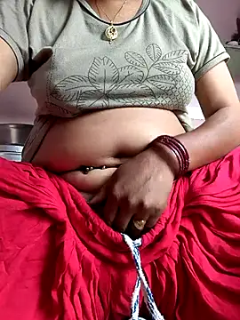 Snapshot of Love-pari077 chatting on April 8, 2026, 2:11 am Love-pari077 online show from April 8, 2026, 2:11 am