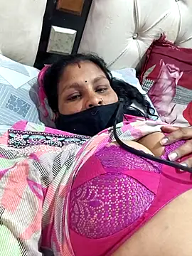 Snapshot of Love-pari077 chatting on April 11, 2026, 4:39 am Love-pari077 online show from April 11, 2026, 4:39 am