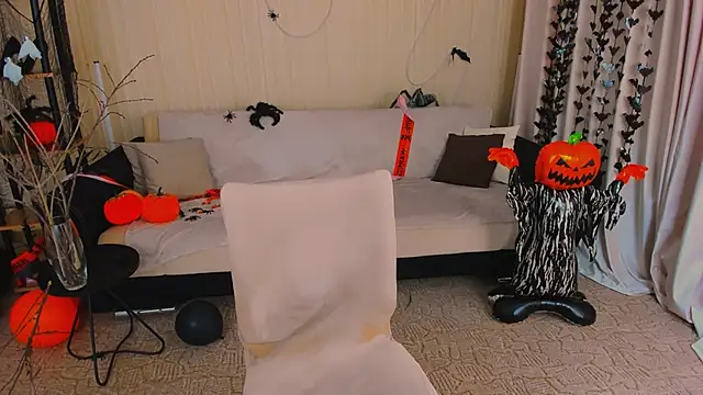 ChristinaConteeree online show from November 3, 2025, 7:48 pm