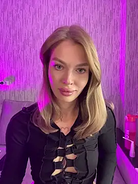 Snapshot of miss_veroNika chatting on May 7, 2026, 3:23 am miss veroNika online show from May 7, 2026, 3:23 am