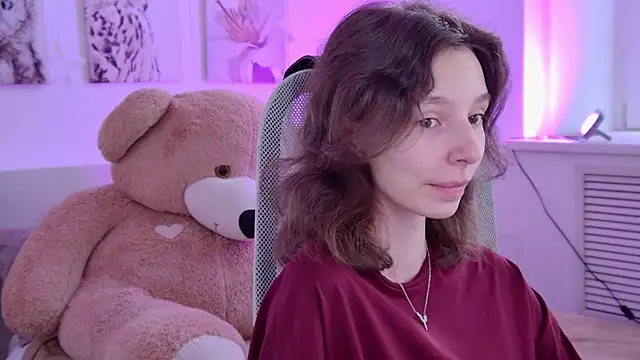 Snapshot of EmmanuellBrown chatting on April 29, 2026, 11:03 am EmmanuellBrown online show from April 29, 2026, 11:03 am