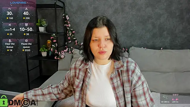 Michele Greenn online show from October 26, 2025, 1:11 am