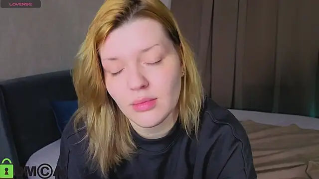 Michele Greenn online show from April 15, 2026, 1:12 am