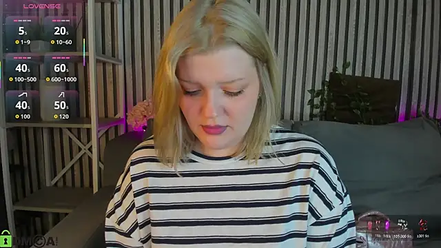 Snapshot of Michele_Greenn chatting on May 26, 2026, 1:12 am Michele Greenn online show from May 26, 2026, 1:12 am