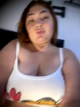 Snapshot of Rouse-Antonella chatting on September 18, 2025, 4:25 am Rouse-Antonella online show from September 18, 2025, 4:25 am