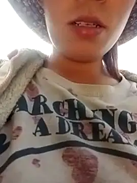 cicnci online show from December 3, 2025, 4:20 am