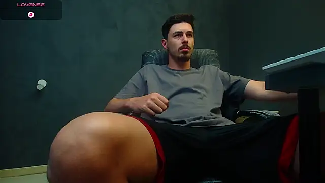 EnzoRace online show from September 24, 2025, 4:49 am