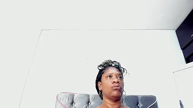 Snapshot of randyboom chatting on June 24, 2026, 7:24 pm randyboom online show from June 24, 2026, 7:24 pm