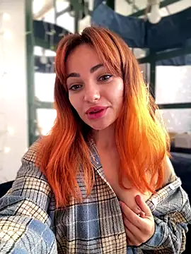 SaraLow online show from October 30, 2025, 6:48 am