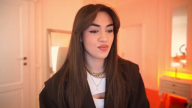 EricaSin online show from April 15, 2026, 6:42 am