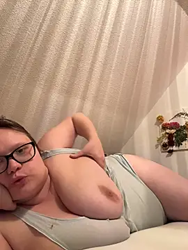 Snapshot of candyromance chatting on March 13, 2026, 7:20 pm candyromance online show from March 13, 2026, 7:20 pm