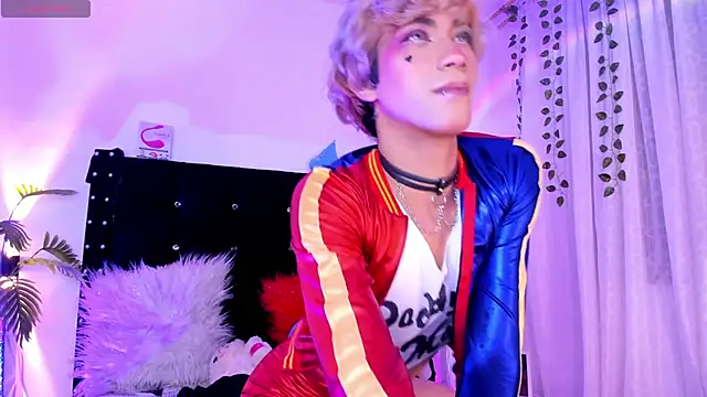 Cooperrosscute233 online show from March 6, 2026, 1:02 am