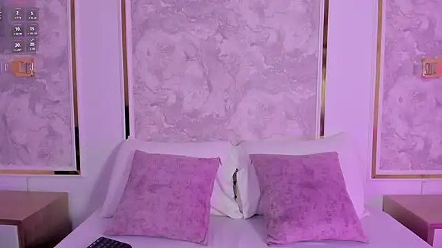 giselle anelise online show from April 18, 2026, 2:15 am