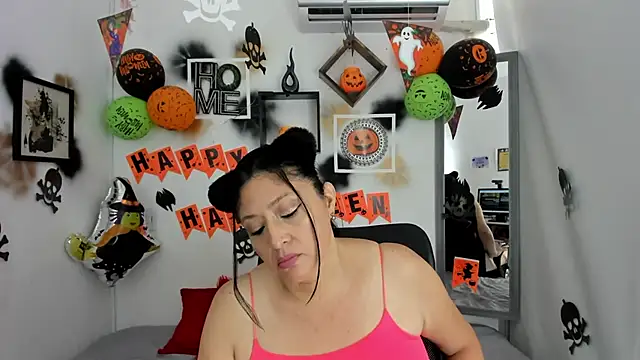 tatiana sofiaa online show from October 28, 2025, 2:20 pm