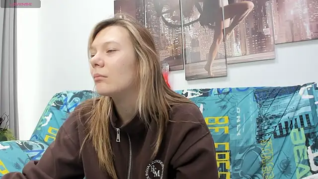 Sunny Sammy online show from April 22, 2026, 2:58 am