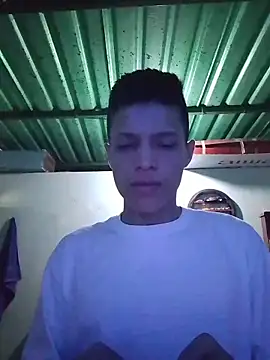 Snapshot of elinnki chatting on December 20, 2025, 5:31 pm elinnki online show from December 20, 2025, 5:31 pm