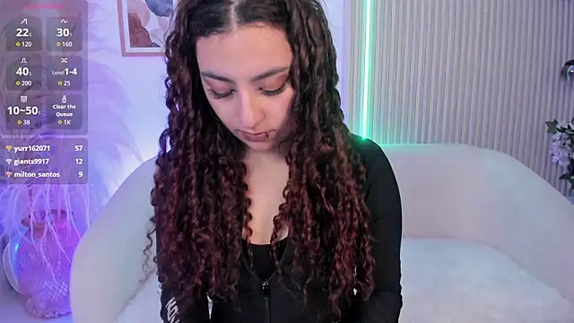 vane vixen online show from November 19, 2025, 1:22 pm