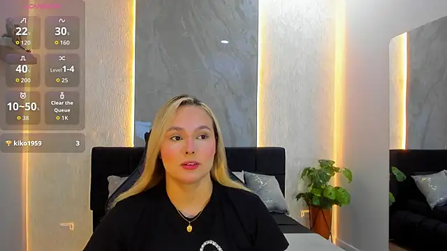 Emmaa white  online show from June 5, 2026, 5:29 pm