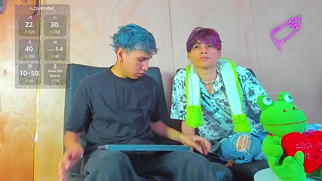 spicy adonhis online show from September 23, 2025, 12:19 pm