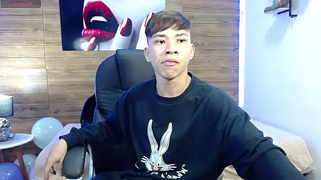 nathanclay online show from October 9, 2025, 3:37 am