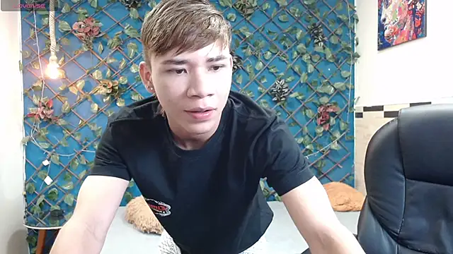 nathanclay online show from October 22, 2025, 4:02 am