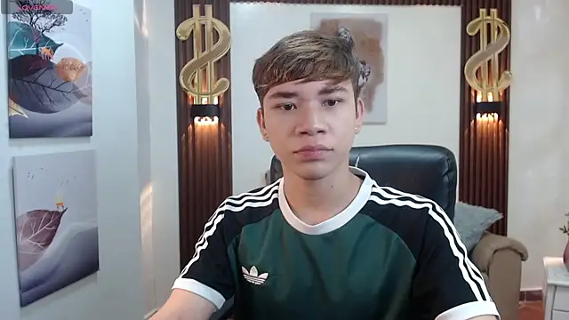 Snapshot of nathanclay chatting on June 11, 2026, 12:58 pm nathanclay online show from June 11, 2026, 12:58 pm
