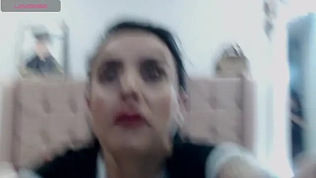 HotAss Hally online show from December 4, 2025, 4:11 am