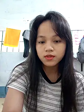 BabySweet-18 online show from February 4, 2026, 6:52 am