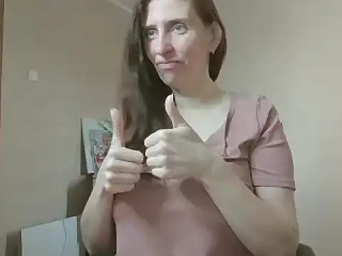 CandiCole online show from September 27, 2025, 4:28 am