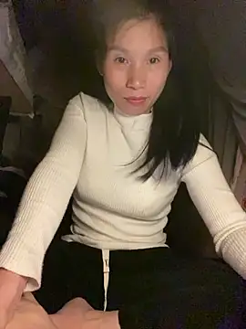 MinHiNi online show from November 3, 2025, 3:57 pm