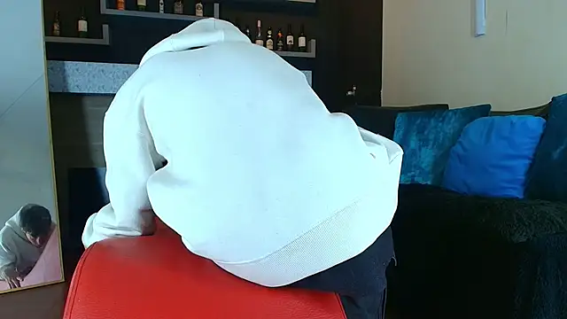  DantFox  online show from November 13, 2025, 9:03 pm