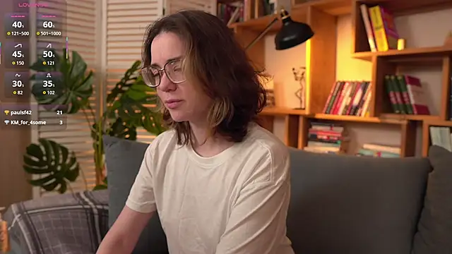 Sunny Teaze online show from March 12, 2026, 7:36 am