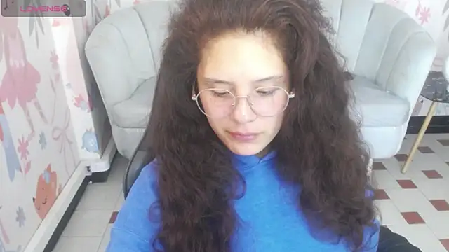 Velvet Moon V online show from March 25, 2026, 1:06 pm