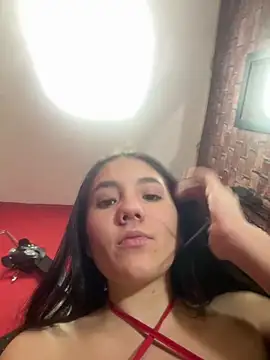 bellaseduzione online show from November 22, 2025, 1:54 pm