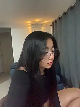 Lily June online show from October 14, 2025, 1:06 am