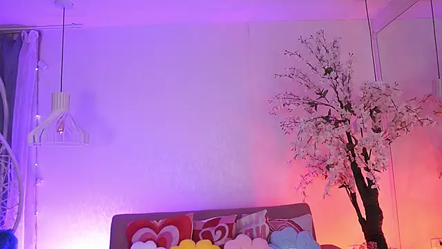 JadeSummerr online show from March 21, 2026, 11:37 am