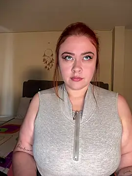 maddy Bloomm online show from February 12, 2026, 4:46 pm