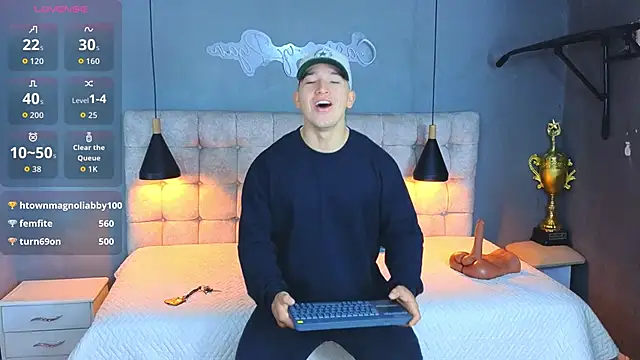 Horny nick18 online show from October 11, 2025, 12:26 pm