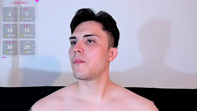 jasonxd9898 online show from November 12, 2025, 1:39 am