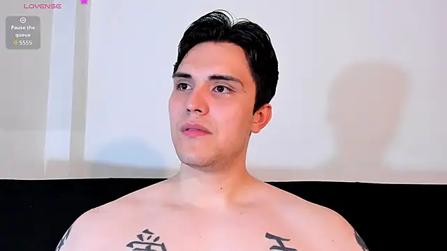 jasonxd9898 online show from December 15, 2025, 3:11 am