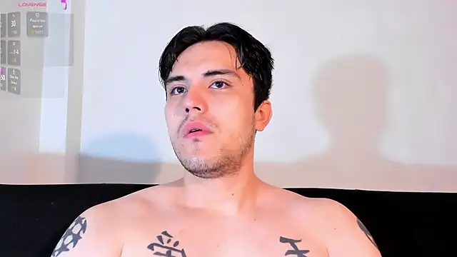 jasonxd9898 online show from February 3, 2026, 12:54 pm