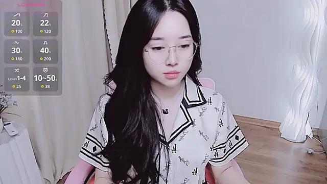 Snapshot of Miu-999 chatting on October 1, 2025, 2:06 am Miu-999 online show from October 1, 2025, 2:06 am