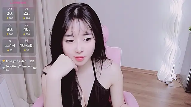 Snapshot of Miu-999 chatting on October 12, 2025, 7:18 am Miu-999 online show from October 12, 2025, 7:18 am