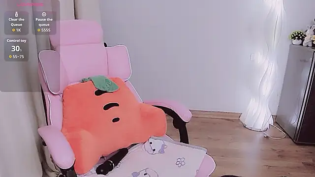 Snapshot of Miu-999 chatting on November 8, 2025, 2:12 am Miu-999 online show from November 8, 2025, 2:12 am